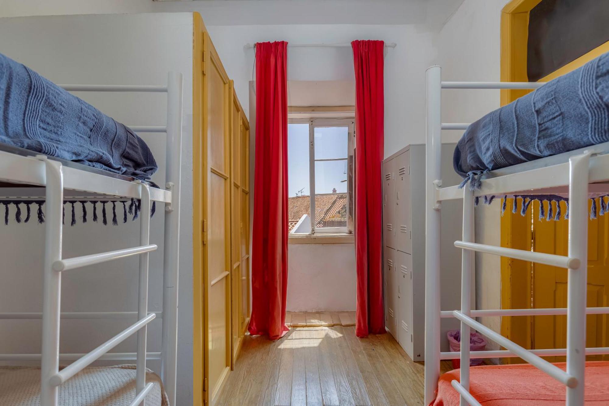 Suntrap Hostal